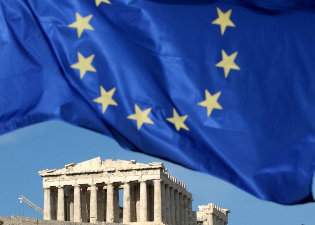 ΙΟΒΕ: Η αποχώρηση της Ελλάδας από την ευρωζώνη θα είχε δραματικές συνέπειες για τη χώρα