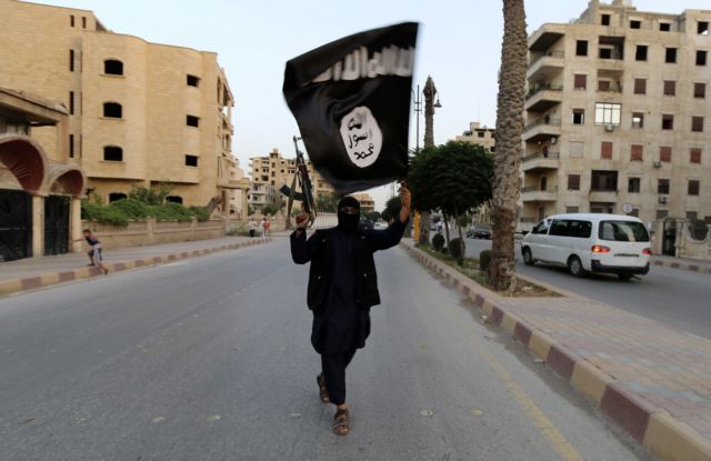 Το Ισλαμικό Κράτος αποκεφάλισε τέσσερις άνδρες