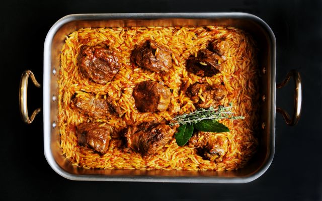 Γιουβέτσι με κριθαράκι στο φούρνο