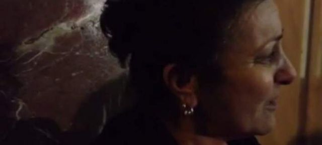 Βίντεο: Τι ισχυρίζονται η μητέρα της 22χρονης μαθήτριας του ΟΑΕΔ και ο μαθητής που την αφόπλισε