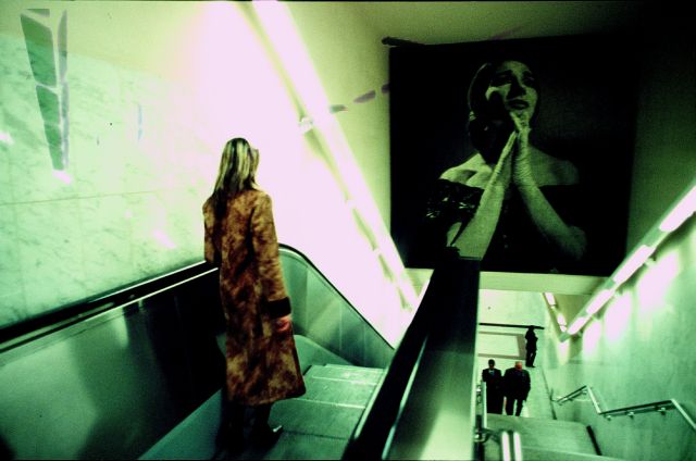 Βότσαλα, μουσικές εξαίσιες και ανταποκρίσεις από το πεζοδρόμιο