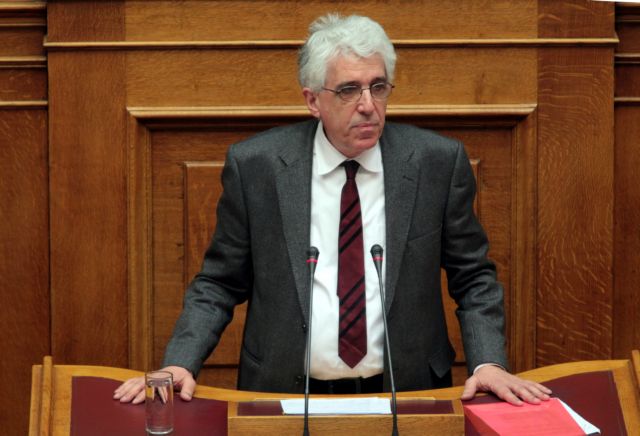 Παρασκευόπουλος: «Αβάσιμα τα περί φωτογραφικών διατάξεων»