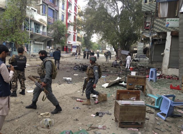 Αιματηρή βομβιστική επίθεση στο Αφγανιστάν, τουλάχιστον 33 νεκροί
