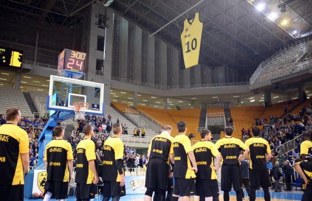 Η ΑΕΚ «κρέμασε» τη φανέλα του «Παγκόσμιου» Αμερικάνου στον «ουρανό» του ΟΑΚΑ