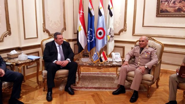 Kάιρο: Συμφωνία Καμμένου – Αλ Σίσι για συνεργασία σε ζητήματα Αμυνας