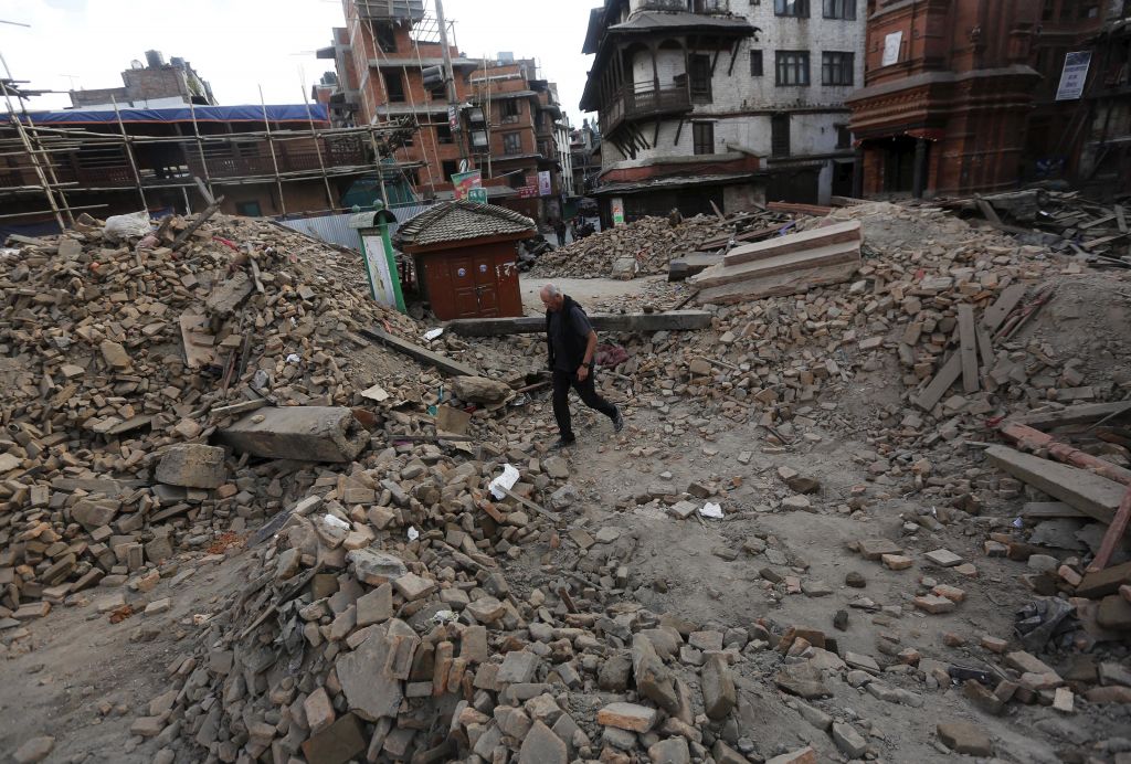 Προβληματισμένοι οι σεισμολόγοι από τον σεισμό στο Νεπάλ – στο Κατμαντού ο Λέκκας