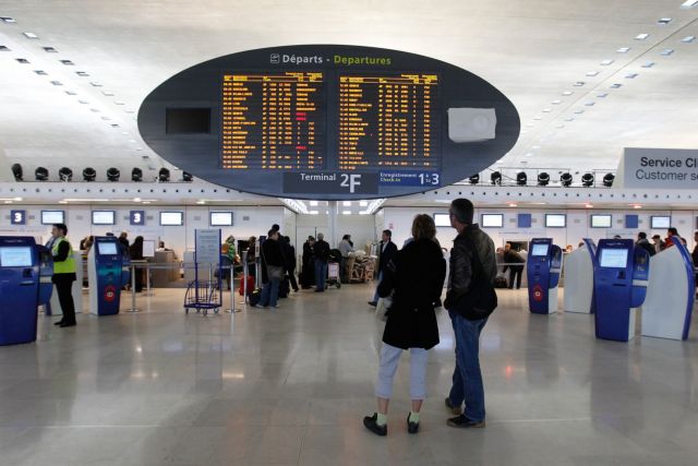 Παρίσι: Σοβαρά προβλήματα στις πτήσεις λόγω απεργίας των ελεγκτών εναέριας κυκλοφορίας