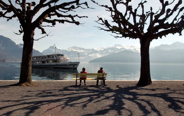 Ελβετία: Σε πλοίο θα διεξαχθεί για λόγους ασφαλείας ένα Φόρουμ για τα ΜΜΕ
