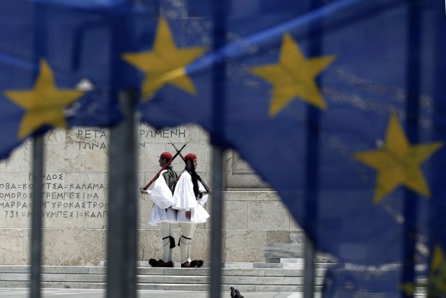 «Η Ελλάδα επέστρεψε στην ύφεση», επισημαίνει ο γερμανικός Τύπος