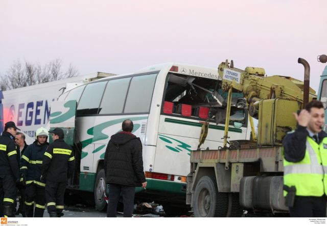 Τροχαίο ατύχημα με λεωφορείο των ΚΤΕΛ Ιωαννίνων – τρεις τραυματίες