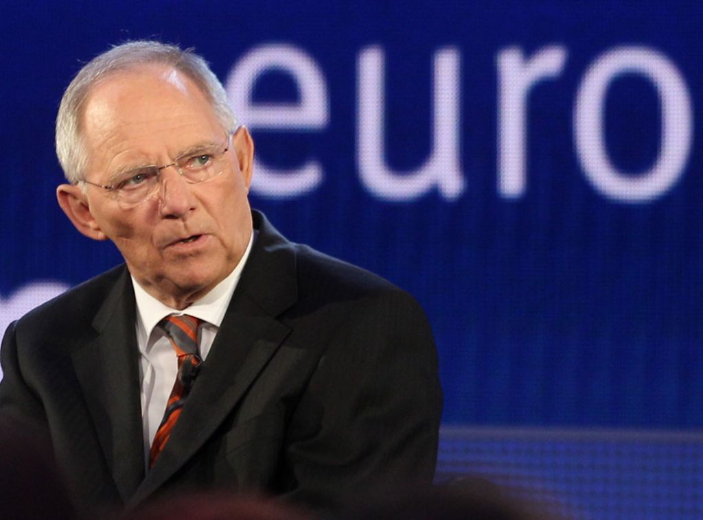 Σόιμπλε: «Η Ελλάδα δεν θέτει πλέον την ευρωζώνη σε κίνδυνο»