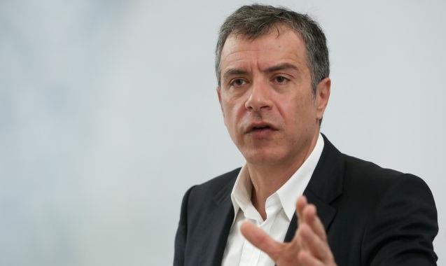 Σταύρος Θεοδωράκης: «Προτείνω κυβέρνηση κεντροαριστεράς με Πρωθυπουργό τον Τσίπρα»