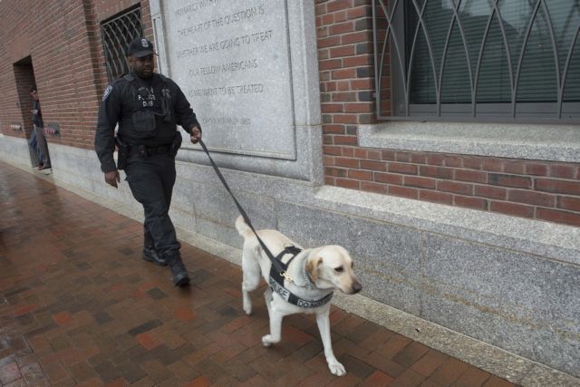 ΗΠΑ: Η νομιμοποίηση της κάνναβης στο Ορεγκον βγάζει… στην ανεργία τους σκύλους της Αστυνομίας