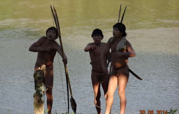 Φυλή ιθαγενών επιτέθηκε με βέλη και σκότωσε κάτοικο χωριού στο Περού