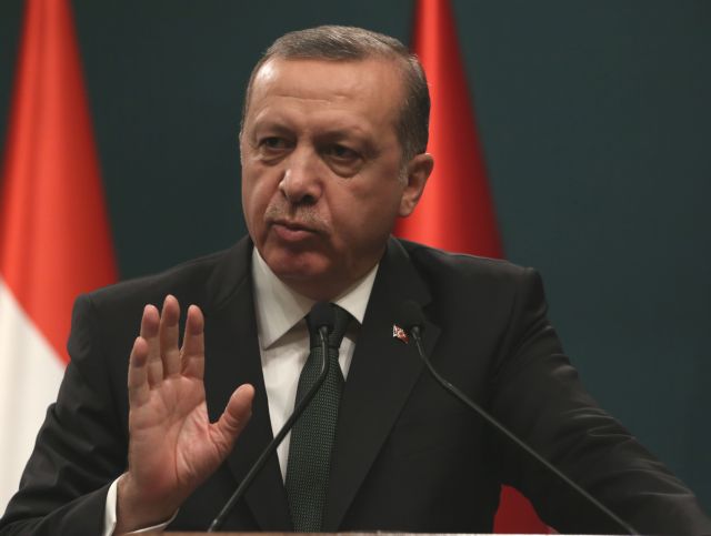 Ο Ερντογάν καταδίκασε την επιβολή θανατικής ποινής στον Μόρσι
