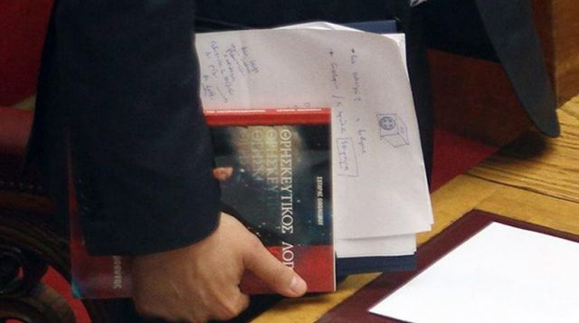 Φλαμπουράρης: «Η κάλπη που ζωγράφισε ο Τσίπρας μου μοιάζει περισσότερο με κάλπη δημοψηφίσματος»