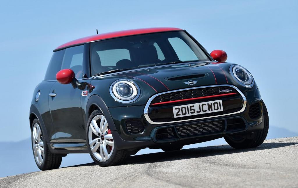 Το Mini John Cooper Works στην Ελλάδα τον Ιούνιο