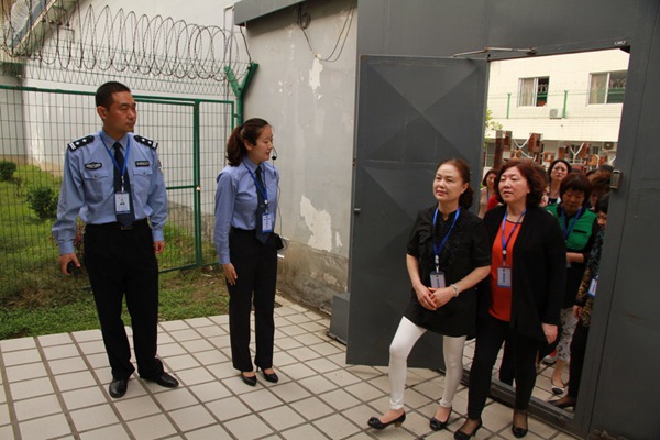 Κίνα: Ξεναγούν αξιωματούχους στις φυλακές για να τους αποτρέψουν από τη διαφθορά