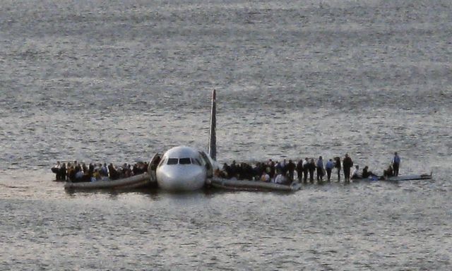 Ο Κλιντ Ιστγουντ σκηνοθετεί την ηρωική προσθαλάσσωση Airbus στον ποταμό Χάντσον