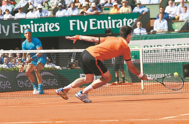 Δίπολο με μέλλον