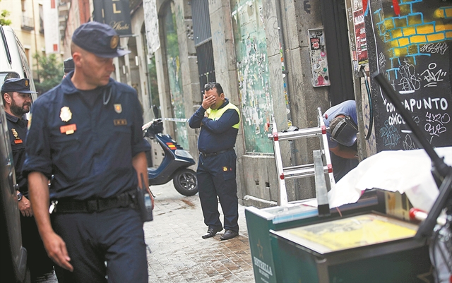 Αρχίζουν μαζικές εξώσεις μετά τους πλειστηριασμούς