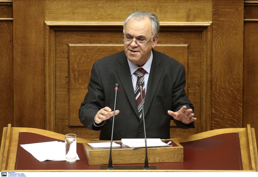 Δεν αποκλείει ματαίωση του δημοψηφίσματος ο Δραγασάκης