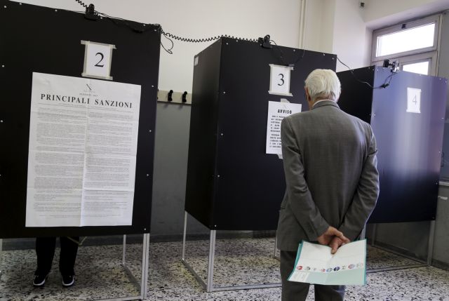 Ιταλία: Η κεντροαριστερά κατέκτησε πέντε περιφέρειες, δύο η κεντροδεξιά