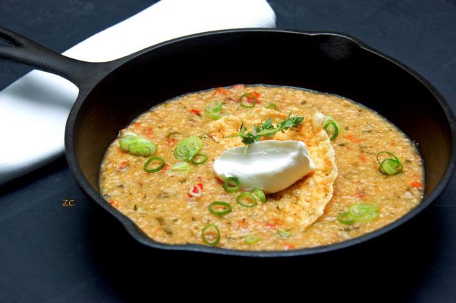 Χόνδρος με μελιτζάνες και στραγγιστό γιαούρτι