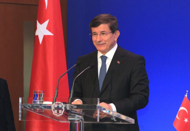 Τουρκία: Ο Νταβούτογλου αρχίζει συνομιλίες για σχηματισμό κυβέρνησης