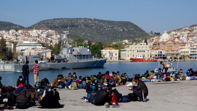 Αμεσα μέτρα ζητά ο Συνήγορος του Πολίτη για τους πρόσφυγες σε νησιά του Αιγαίου