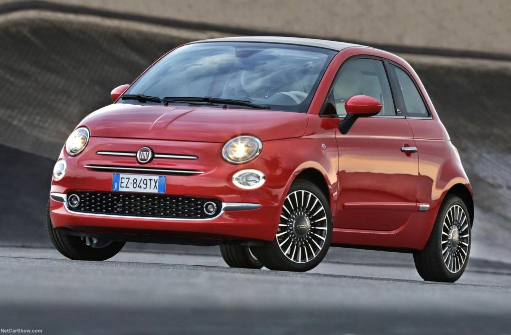 Το νέο Fiat 500 πιστό στους προγόνους του