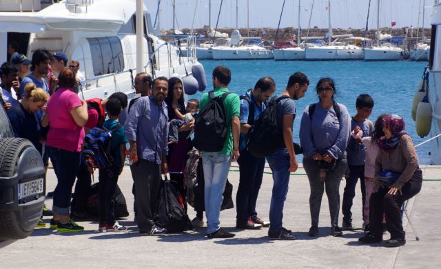 Στους 217 ανέρχονται οι μετανάστες που μεταφέρθηκαν στη Σητεία