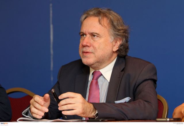 Στην ώρα τους θα καταβληθούν οι συντάξεις του Αυγούστου, διαβεβαιώνει το Υπουργείο Εργασίας