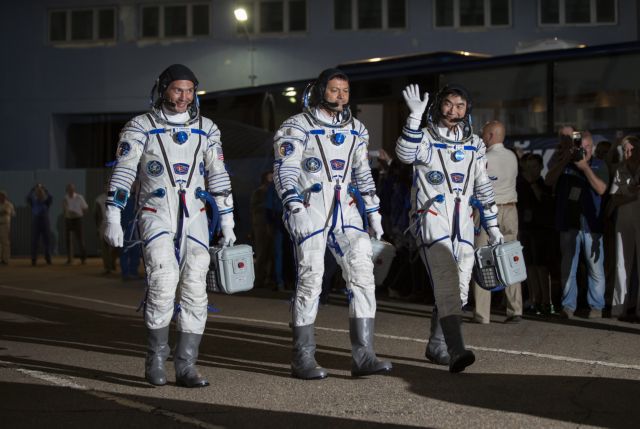 Εφτασαν οι τρεις αστροναύτες στον Διεθνή Διαστημικό Σταθμό