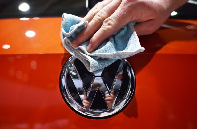 Η VW ξεπέρασε σε πωλήσεις την Toyota και είναι η μεγαλύτερη κατασκευάστρια οχημάτων παγκοσμίως