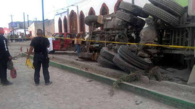 Μεξικό: Φορτηγό πέφτει πάνω σε προσκυνητές, τουλάχιστον 16 νεκροί