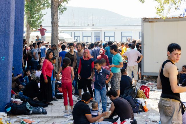 Διεθνής Αμνηστία: Η Ελλάδα αδυνατεί να διαχειριστεί τις αφίξεις μεταναστών