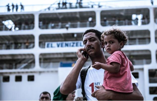 Στον Πειραιά το «Ελ. Βενιζέλος» με σχεδόν 2.500 πρόσφυγες