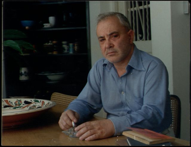 «Ο κόσμος του είναι σοφά καθημερινός»