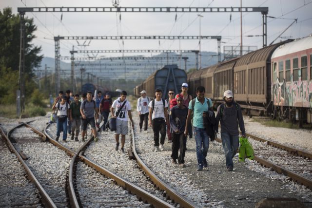 Συνεχίζεται ο «πόλεμος» για τους μετανάστες
