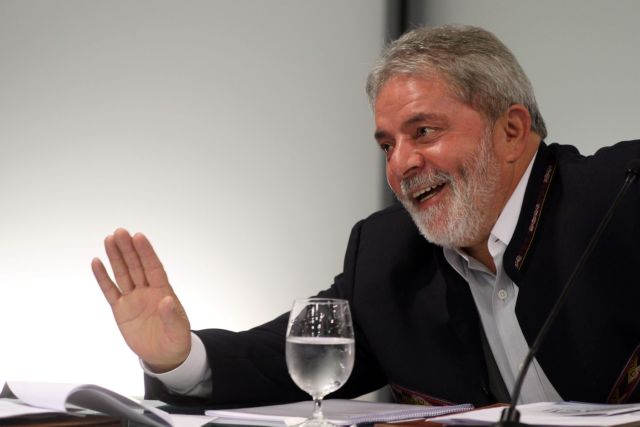 Βραζιλία: Ο πρώην πρόεδρος Λούλα δηλώνει έτοιμος να «μπει στη μάχη» των εκλογών του 2018