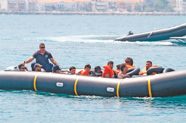 «Με έστειλαν με φουσκωτό πίσω στην Τουρκία»
