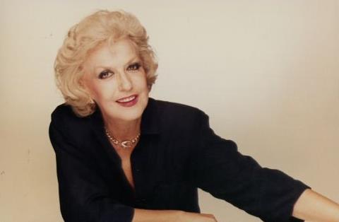 Πέθανε η ηθοποιός Βούλα Ζουμπουλάκη