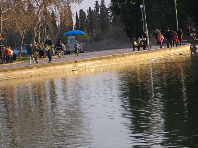 Ιλιον: Το πάρκο Τρίτση που πληγώναμε