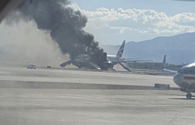 Λας Βέγκας: Αεροσκάφος της British Airways τυλίχτηκε στις φλόγες πριν την απογείωση