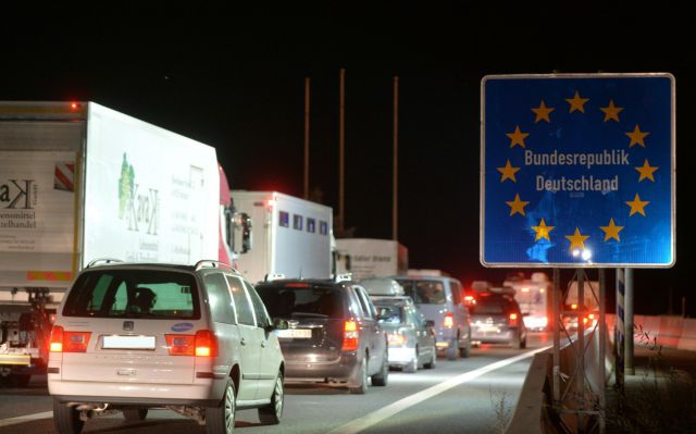Εκλεισε ο αυτοκινητόδρομος που συνδέει την  Αυστρία με την Ουγγαρία