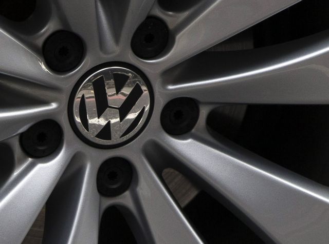 Πρόσωπα που ευθύνονται για το σκάνδαλο των κινητήρων ντίζελ θα κατονομάσει η Volkswagen | tanea.gr