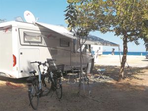 Η πανδημία «οδηγεί» στον αυτοκινούμενο τουρισμό