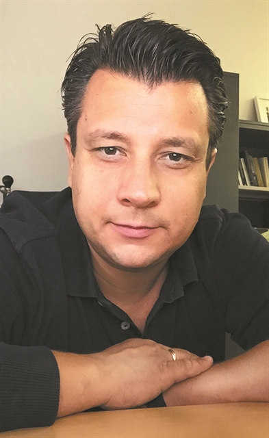 «Μοναδικό μας στοίχημα να ξεκλειδώσουμε τα μυστικά του ιού»