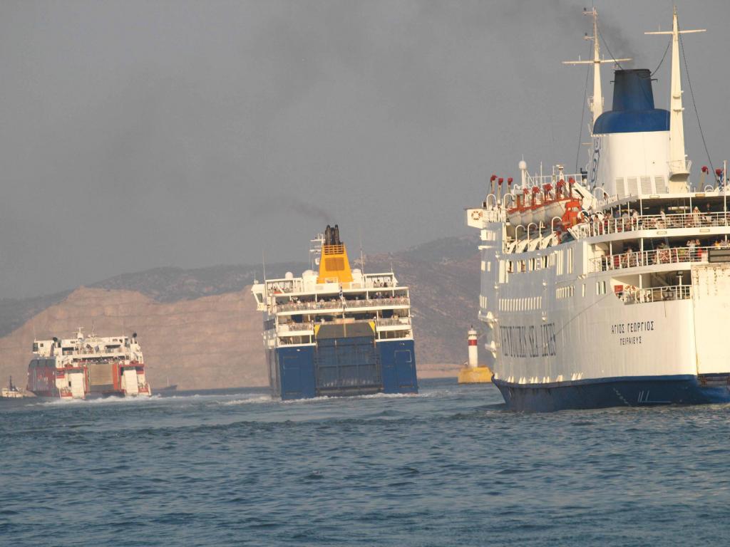 «Αγκάθι» μεταξύ ΥΕΝ και ΠΝΟ, η μείωση του ποσοστού των Ελλήνων ναυτικών στα πληρώματα της ακτοπλοΐας